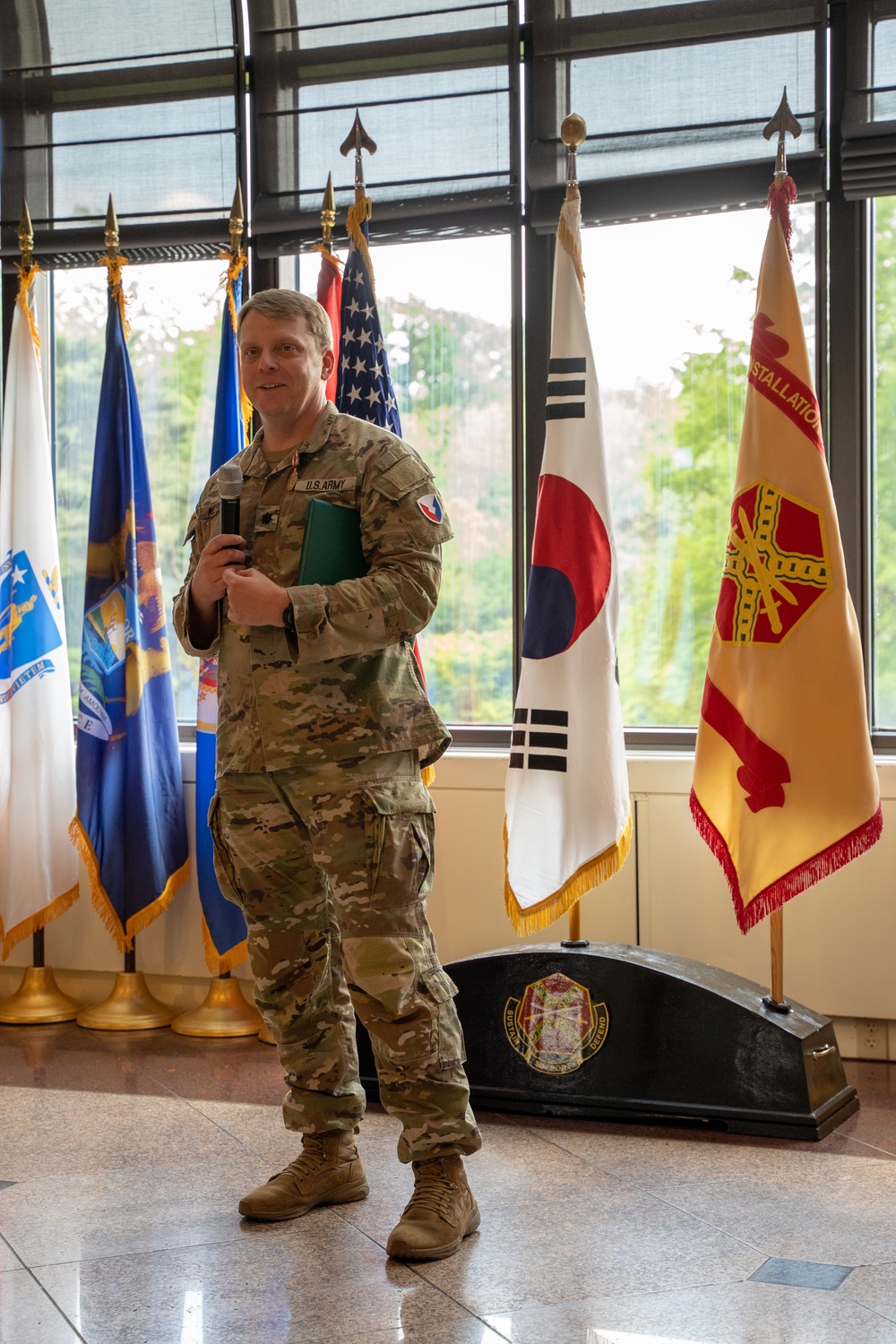 Yongsan Garrison Relinquishment of Command Ceremony