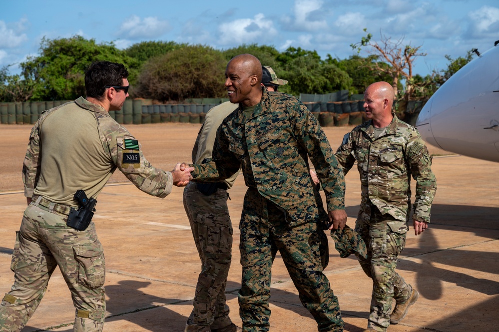 Gen. Langley Visits Camp Kismayo