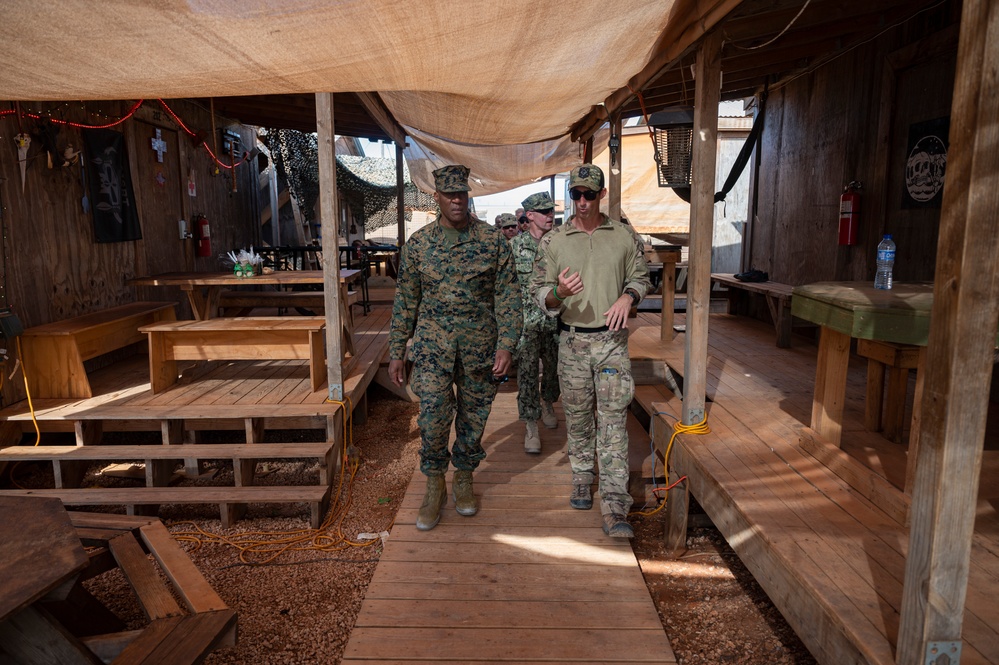 Gen. Langley Visits Camp Kismayo