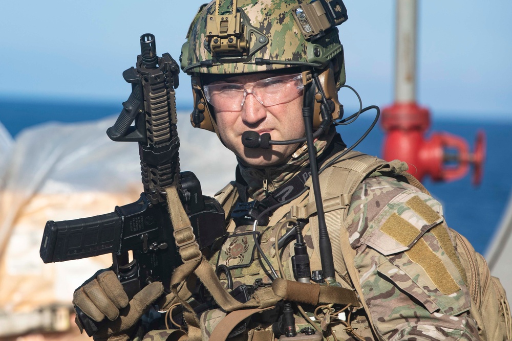 EOD Mobile Unit 6 Conducts an HVBSS Drill Aboard USS Normandy