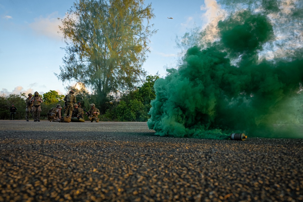 EODMU-5, Marines and Guam Police Field Training Exercise