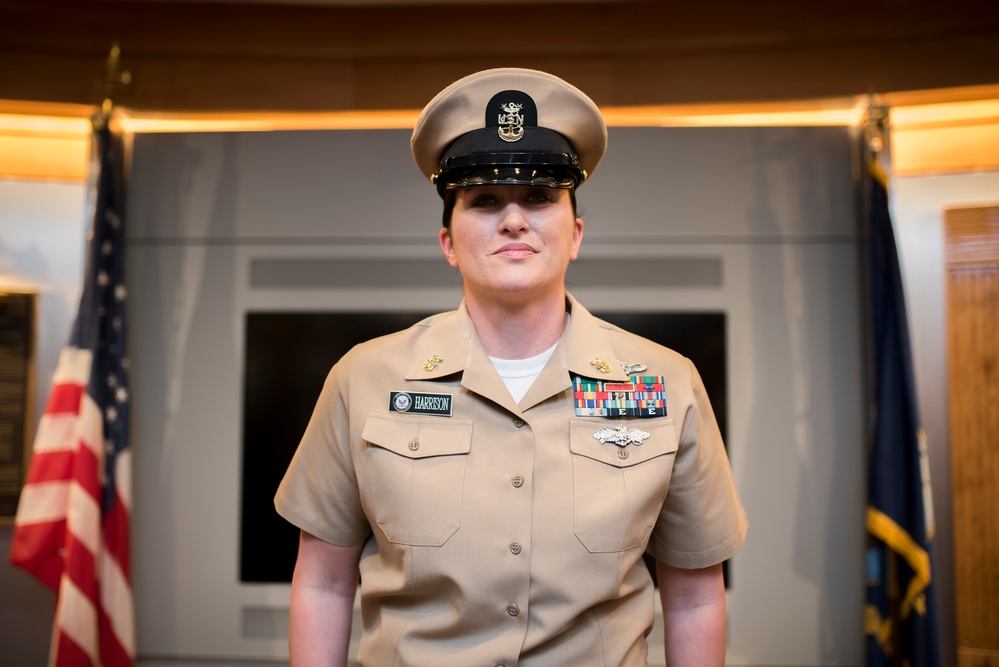 First Woman to Become Navy Master Chief Gunner's Mate