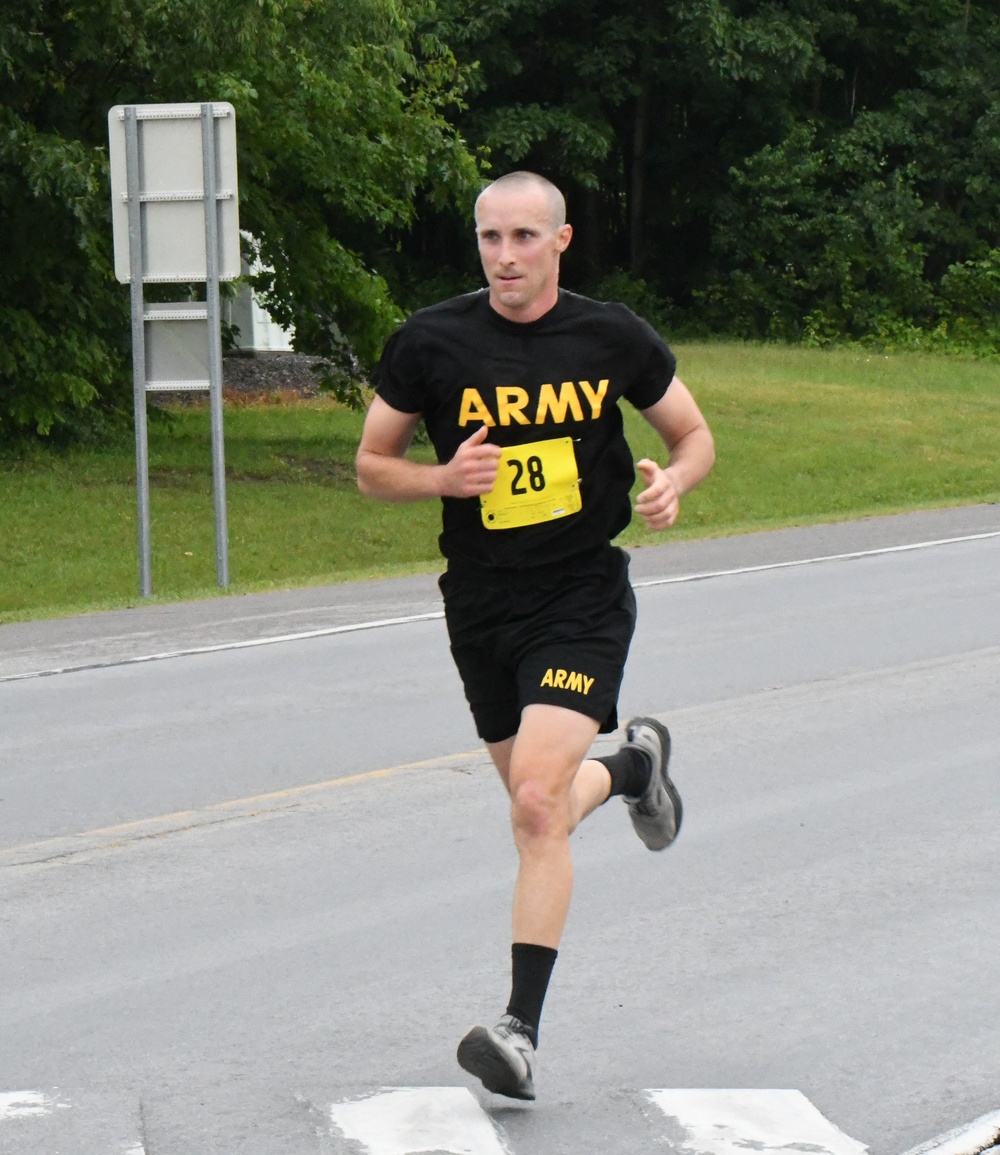 Fort Drum Soldiers race to earn spot on Army Ten-Miler Team