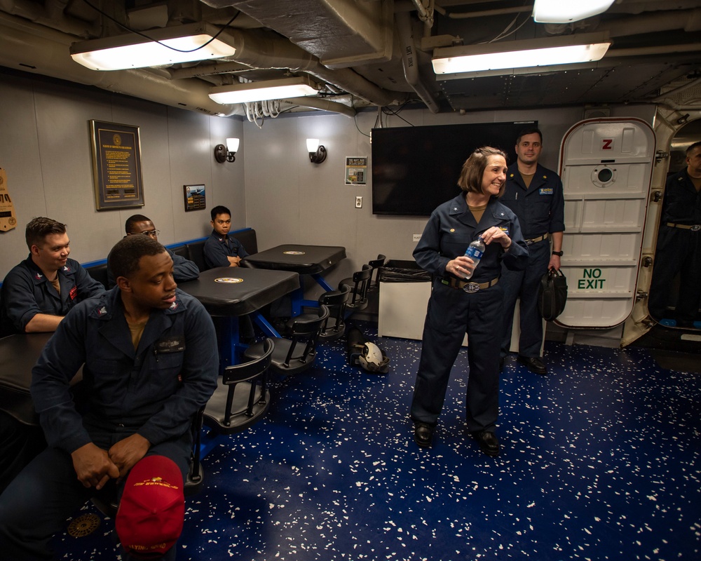 CSG-11 Commander Visits The USS Bunker Hill