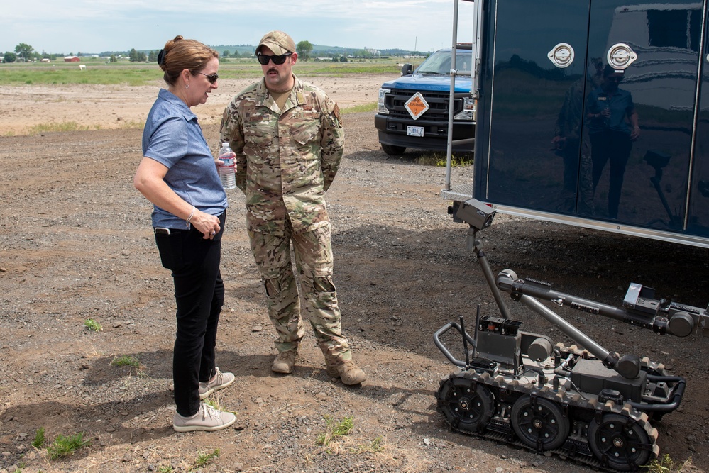 AETC civic leaders visit Team Fairchild, immerse into local mission