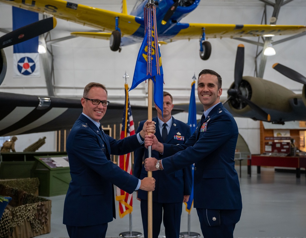 Gerlach takes command of the 436th OSS