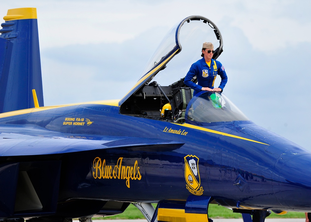 DVIDS Images Blue Angels Perform at Scott Air Force Base Air Show