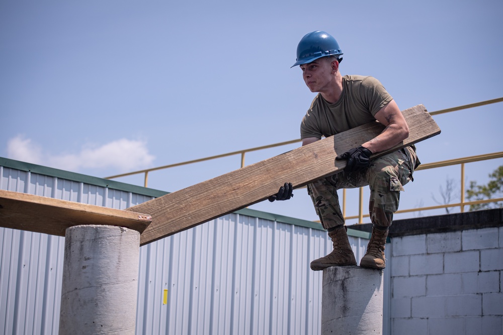 271st CBCS participate in Leadership Reaction Course
