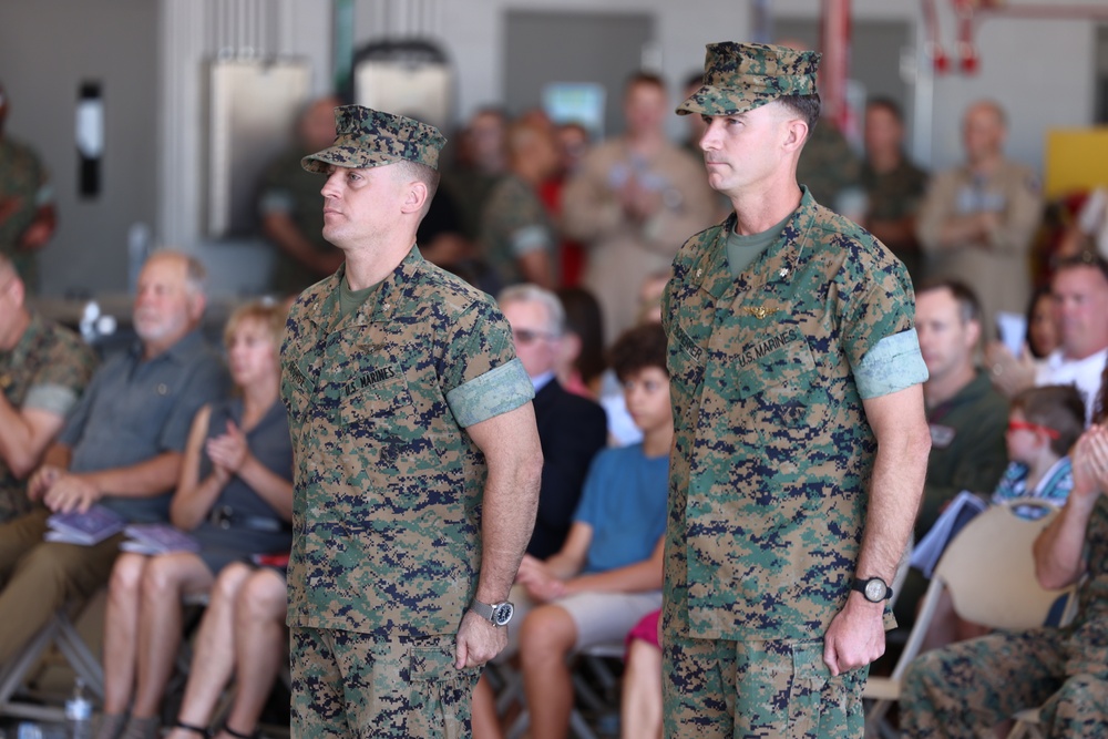“Snipers” bid farewell to commanding officer