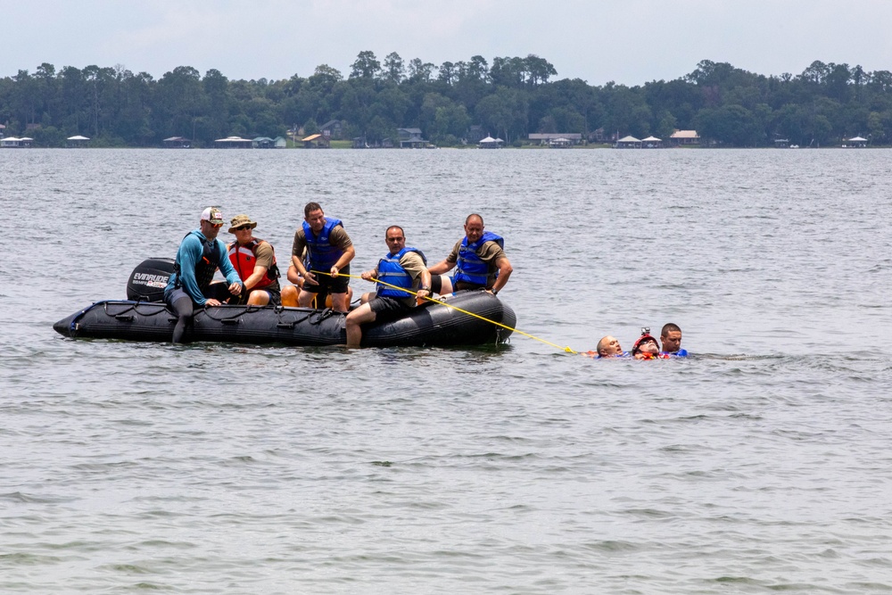 Florida National Guard Assists Florida State Guard with Water Survival Training Exercise