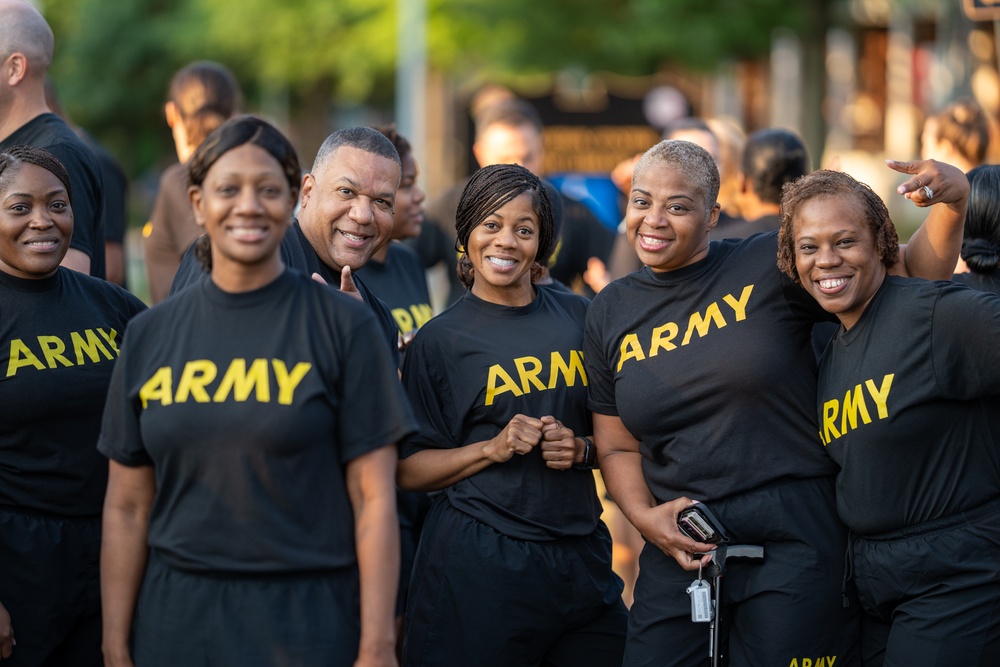 USAMEDCOM Participates in the 248th U.S. Army Birthday run