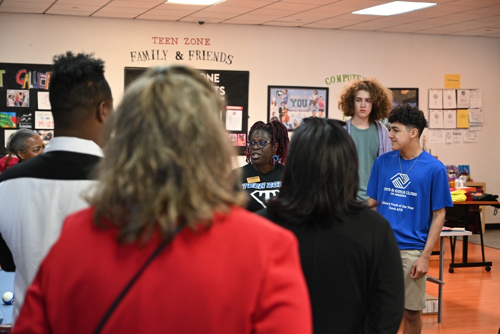 Local school officials visit Travis