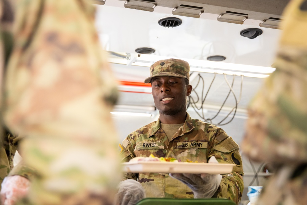 Army National Guard company evaluated in field feeding competition