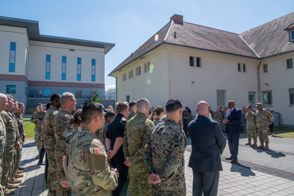 Secretary Austin visits Garrison Wiesbaden