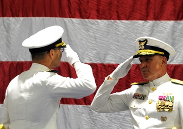 Coast Guard welcomes new commander to Sector Puget Sound