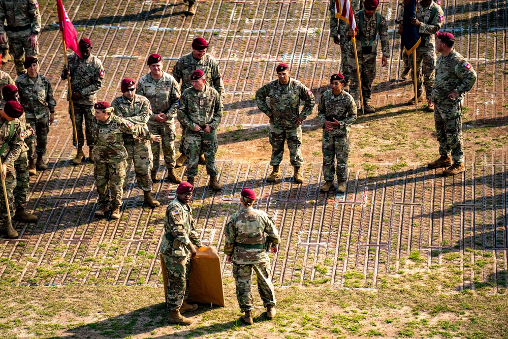 Col. Curtis Receives Plaque