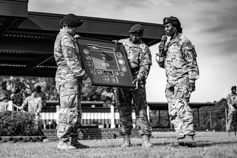 Col. Curtis Receives Plaque