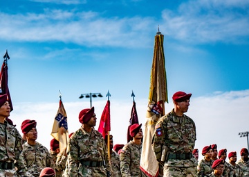 Col. Curtis Receives Plaque