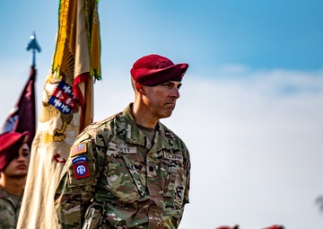 Col. Curtis Receives Plaque