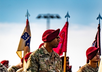 Col. Curtis Receives Plaque