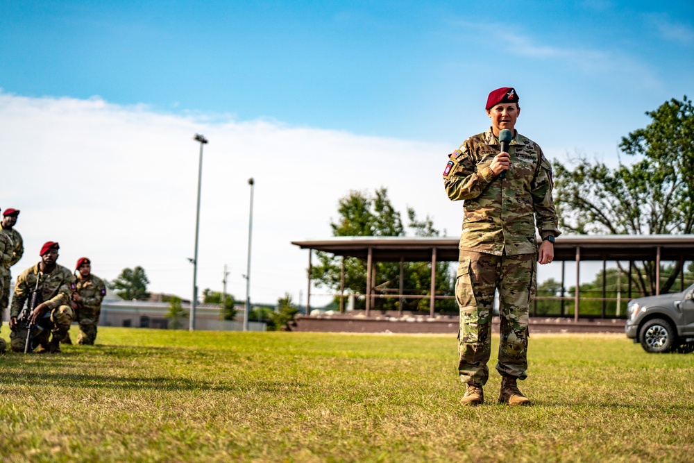 Col. Curtis Receives Plaque