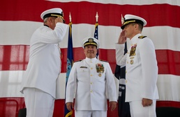NAVSUP FLC Jacksonville Holds Change of Command