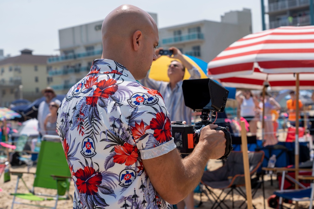 Thunderbirds take to the sky in Ocean City