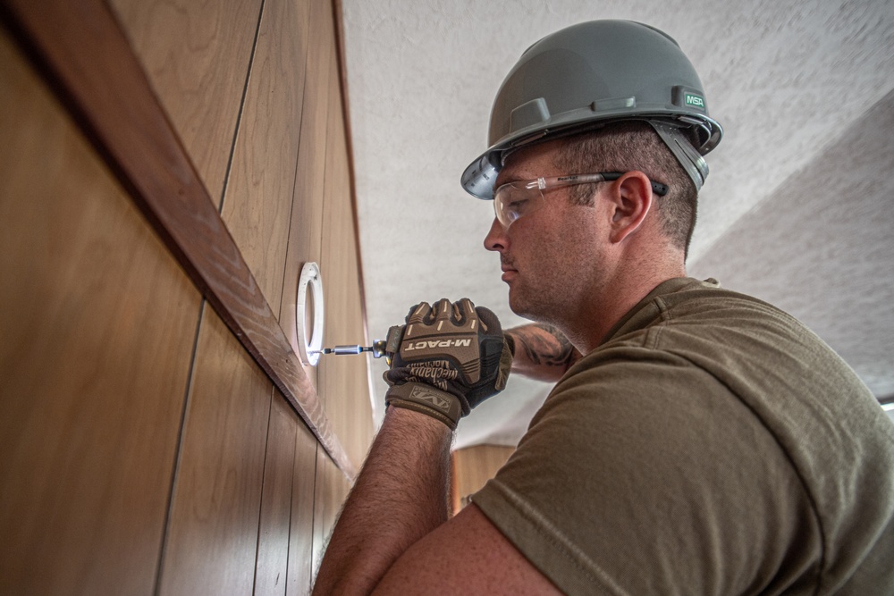 Oklahoma Army National Guard engineers renovate Camp Kilohana