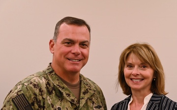 Reserve IW Commanders Conference