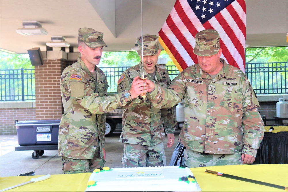 Fort McCoy celebrates Army's 248th birthday with celebration, cake-cutting