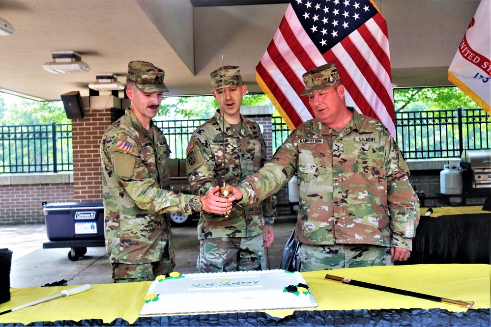 Fort McCoy celebrates Army's 248th birthday with celebration, cake-cutting