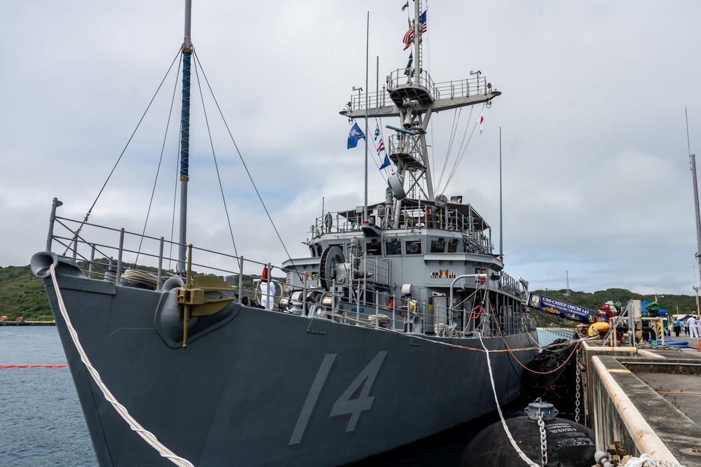 USS Chief Visits White Beach Festival 2023