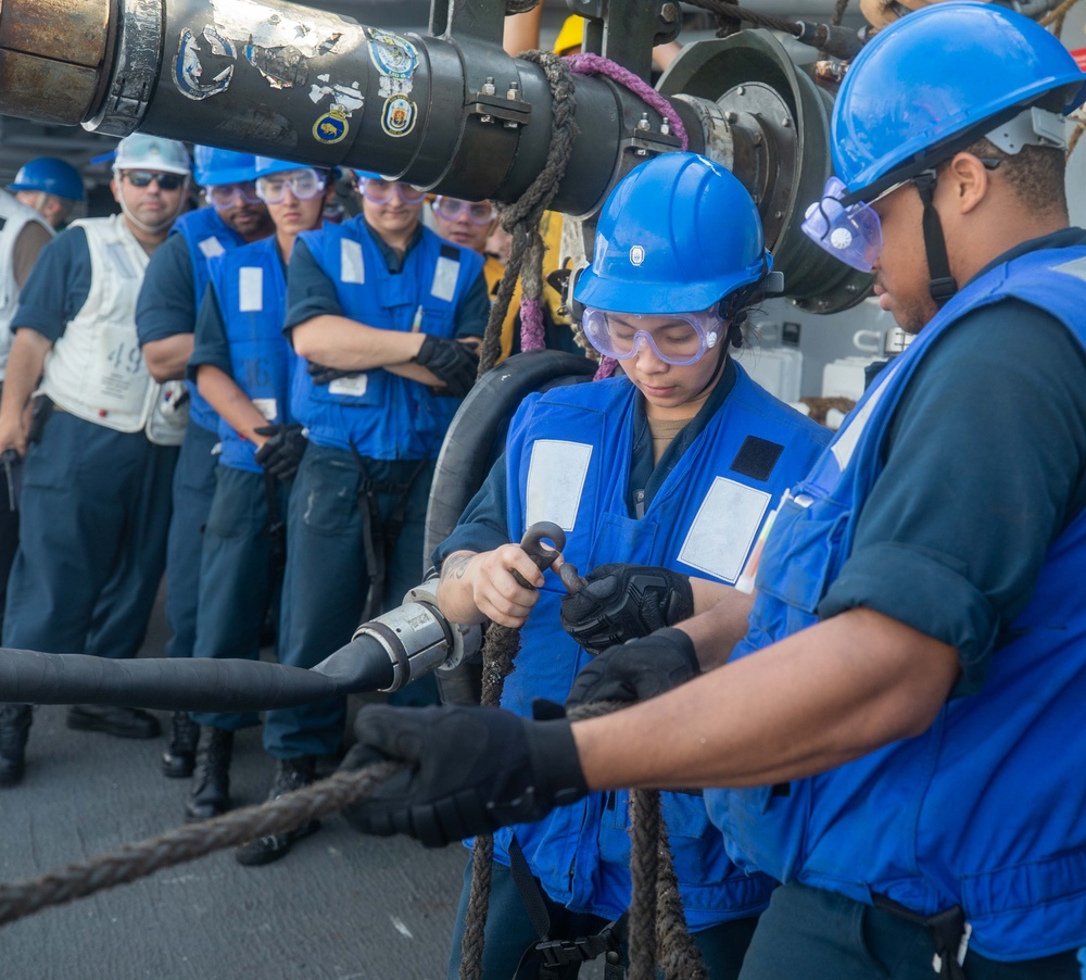 USS Antietam (CG 54) RAS with USNS Rappahannock (T-AO 204)