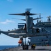 VMM-364 conduct vertrep training on USS Lewis B. Puller