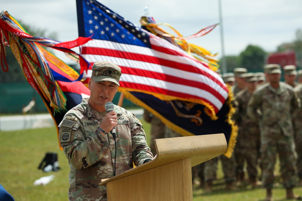 Taskforce Mountain and Soldiers from Italy, France and Netherlands graduate Air Assault school