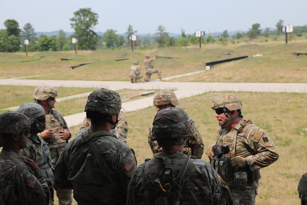 88th Readiness Division commander meets with Soldiers on Army birthday