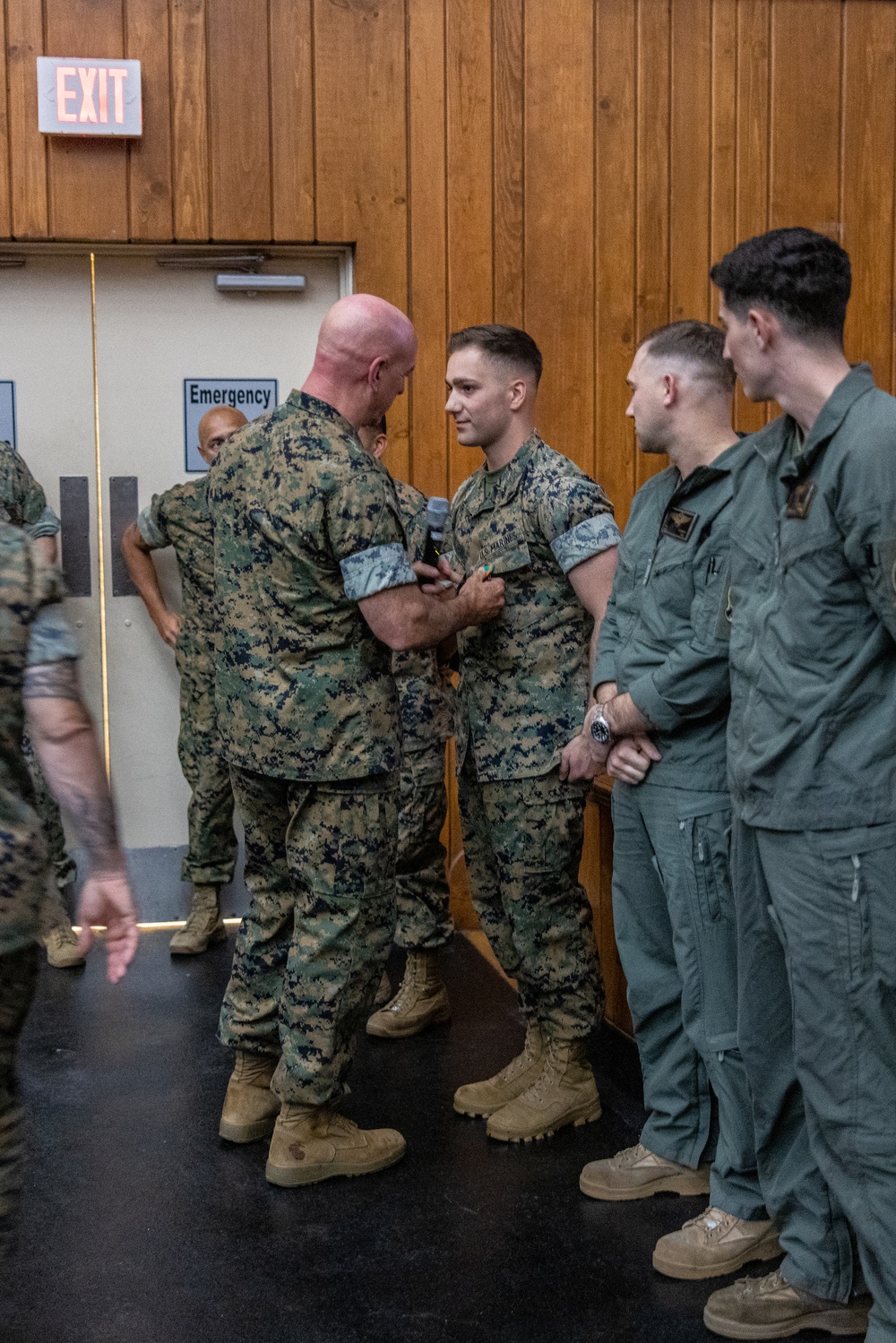 II MEF CG and SgtMaj speak to 26th MEU Marines &amp; Sailors following completion of PTP