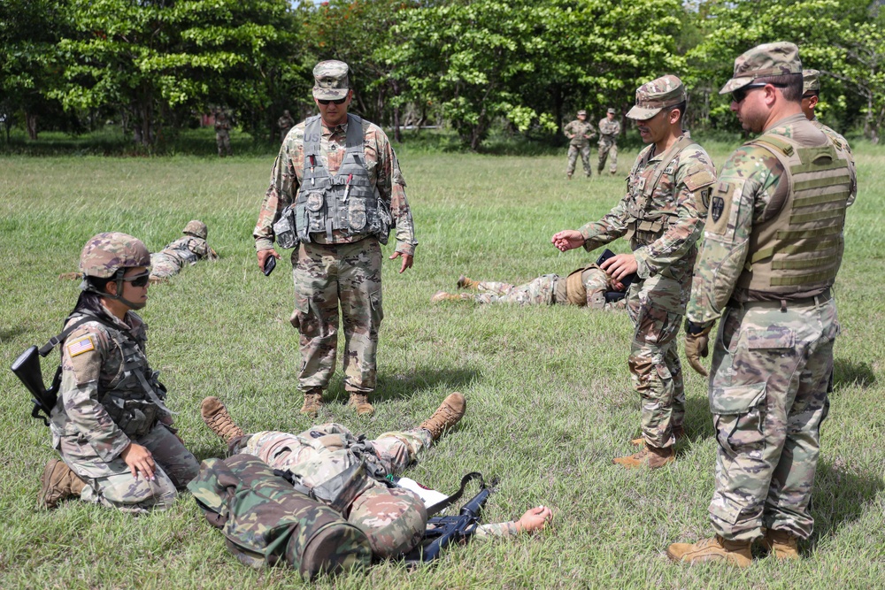 Soldiers of 101st Troop Command Conduct CLS Lanes