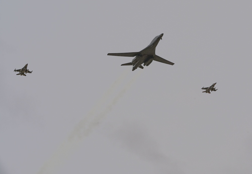 B1 Lancer Bomber in a demonstration during Exercise African Lion 2023 in TanTan, Morocco.