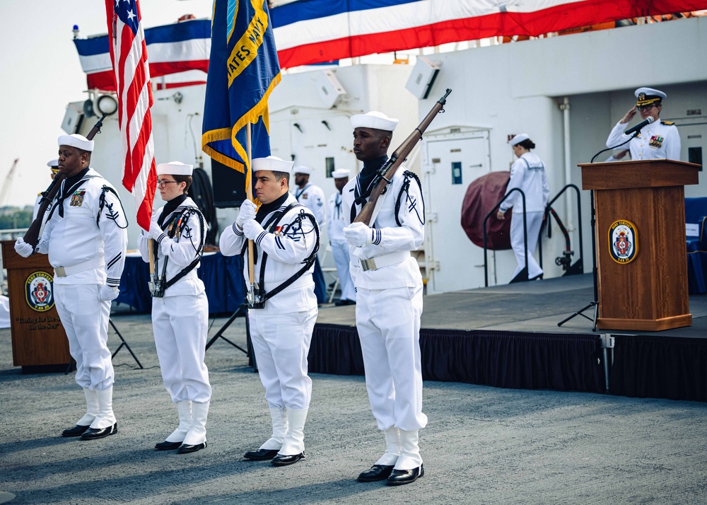 USNS Comfort (T-AH 20) Medical Treatment Facility Change of Command