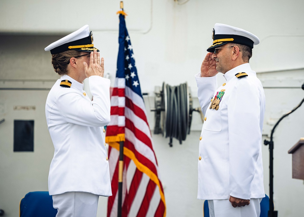 USNS Comfort (T-AH 20) Medical Treatment Facility Change of Command