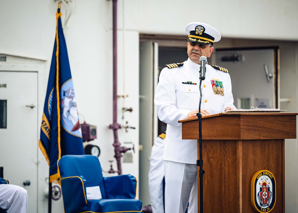 USNS Comfort (T-AH 20) Medical Treatment Facility Change of Command