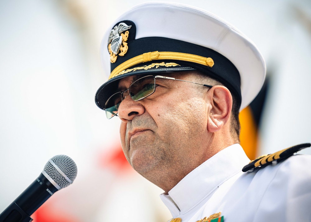 USNS Comfort (T-AH 20) Medical Treatment Facility Change of Command