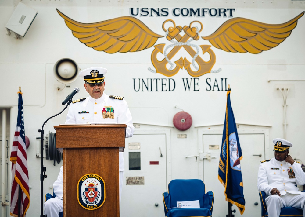 USNS Comfort (T-AH 20) Medical Treatment Facility Change of Command