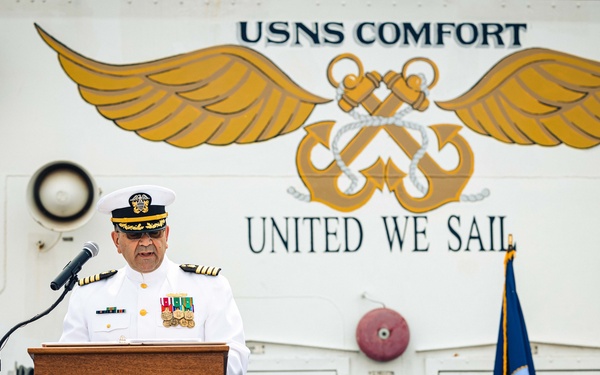 USNS Comfort Medical Treatment Facility holds Change of Command Ceremony