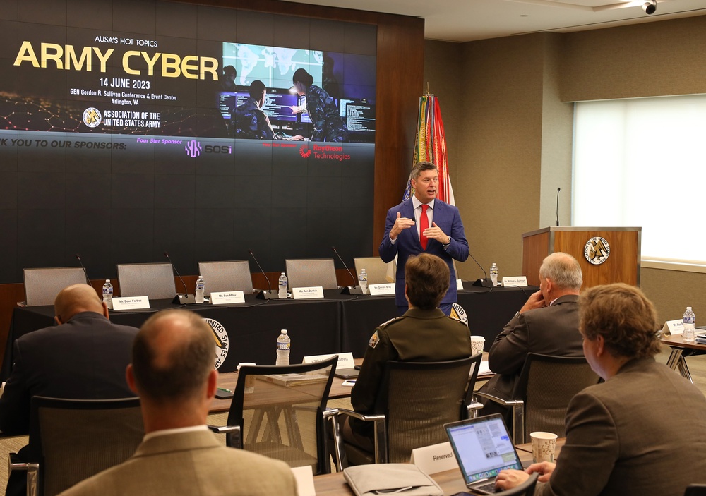 Leading military, industry, academic, media experts discuss advances in cyber domain