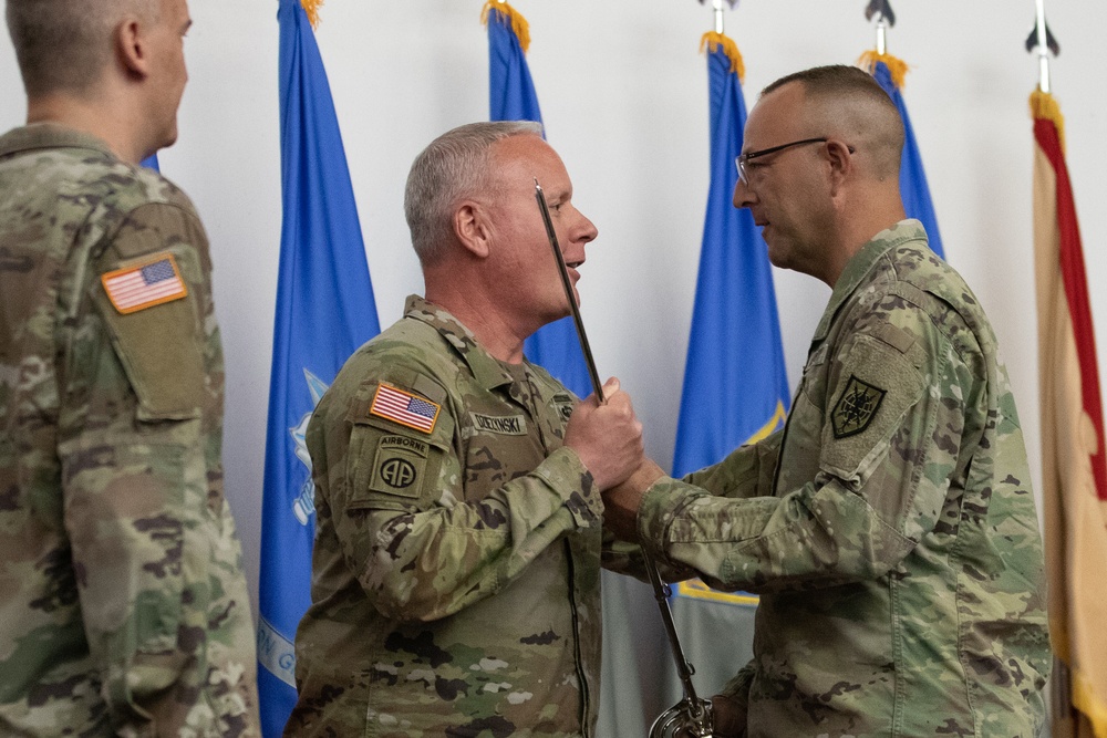 Dvids News Mirc Welcomes New Commander And Command Chief Warrant Officer 9907