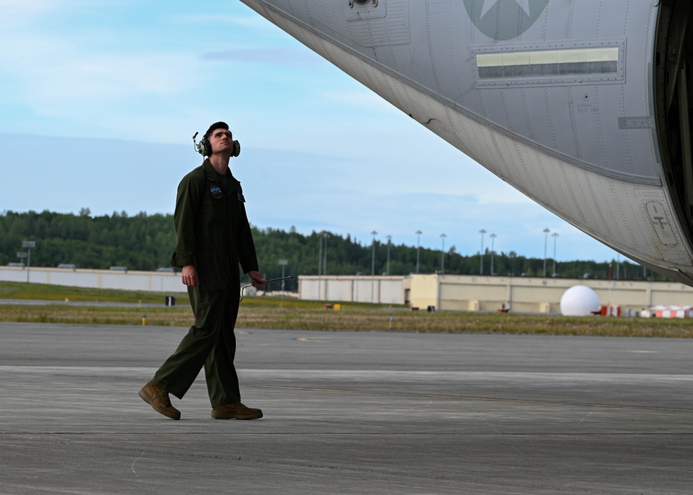 Ground Ops: The unsung heroes who propel plane perfection