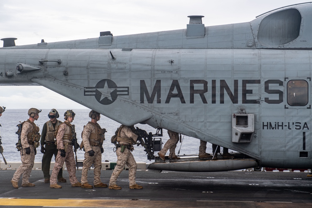 31st MEU Conducts a Fast Rope Exercise On the Flight Deck of USS America