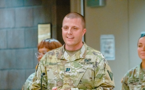 3D MC(DS) HHC Change of Command